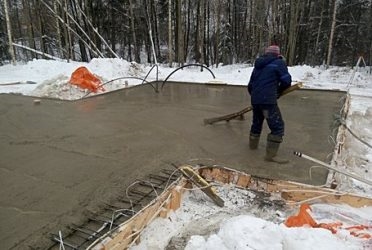 Заливка бетона осенью