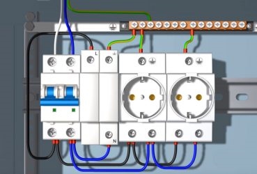 Как подключить розетку к автомату в щитке?